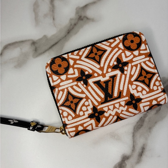 Louis Vuitton Crafty Compact Wallet Black Orange - Picture 1 of 6